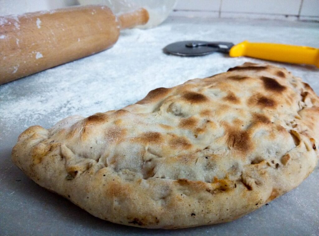 Galleria foto 'Calzone vegetariano con asparagi' - foto 3