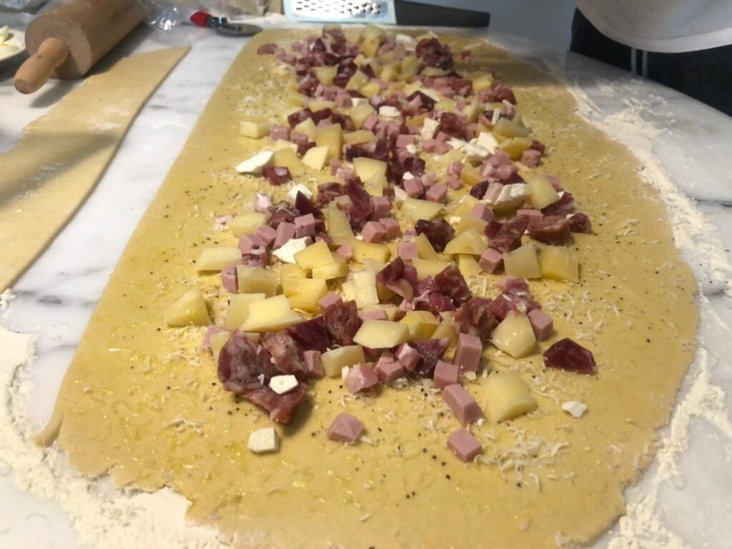 Galleria foto 'Casatiello napoletano' - foto 2