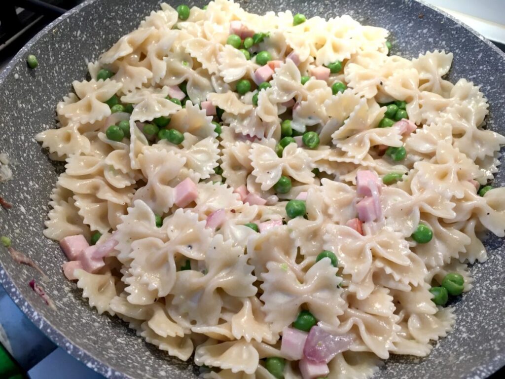 Galleria foto 'Pasta con piselli light' - foto 4