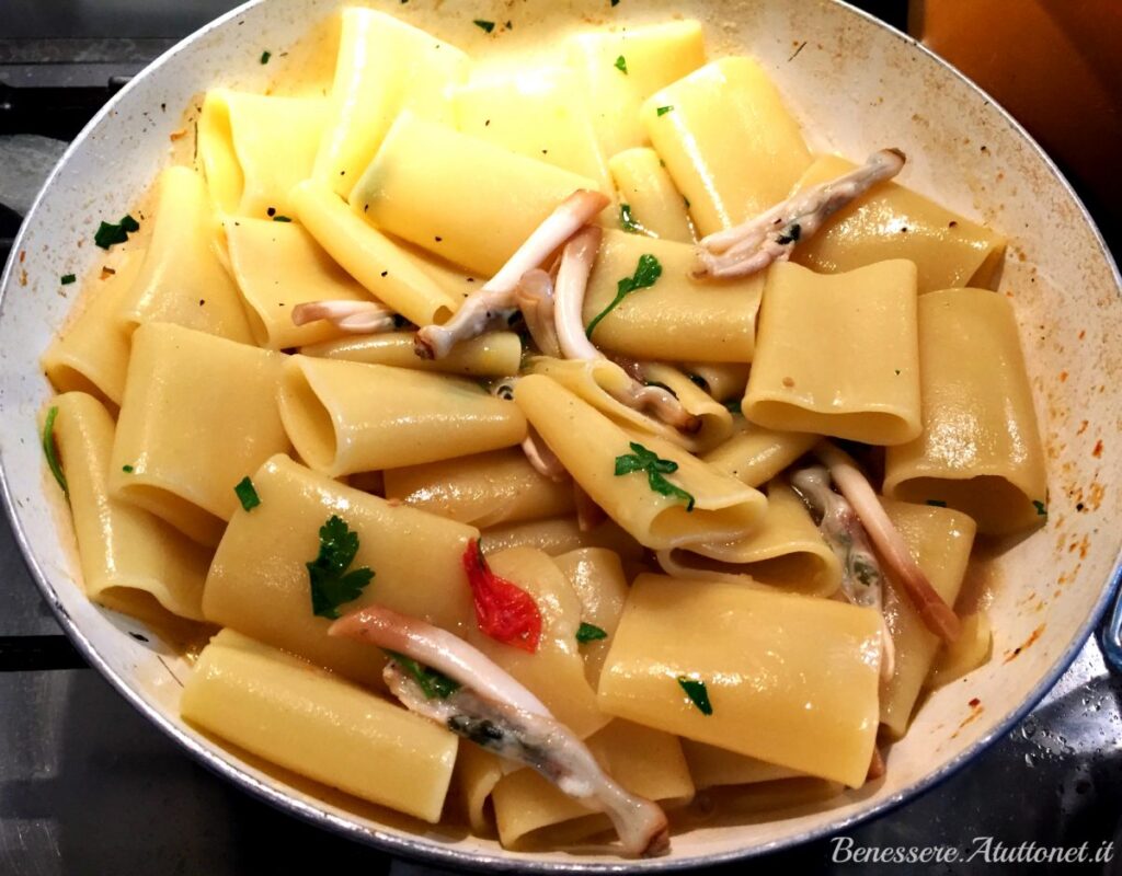 Galleria foto 'Paccheri ai frutti di mare' - foto 7