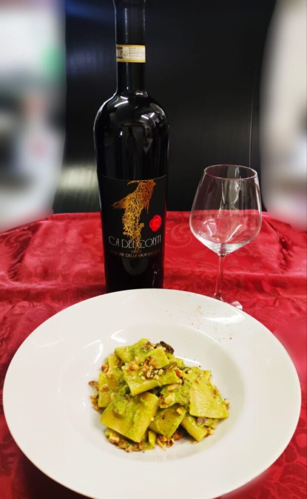 Galleria foto 'Paccheri con pesto di zucchine, speck e noci' - foto 2