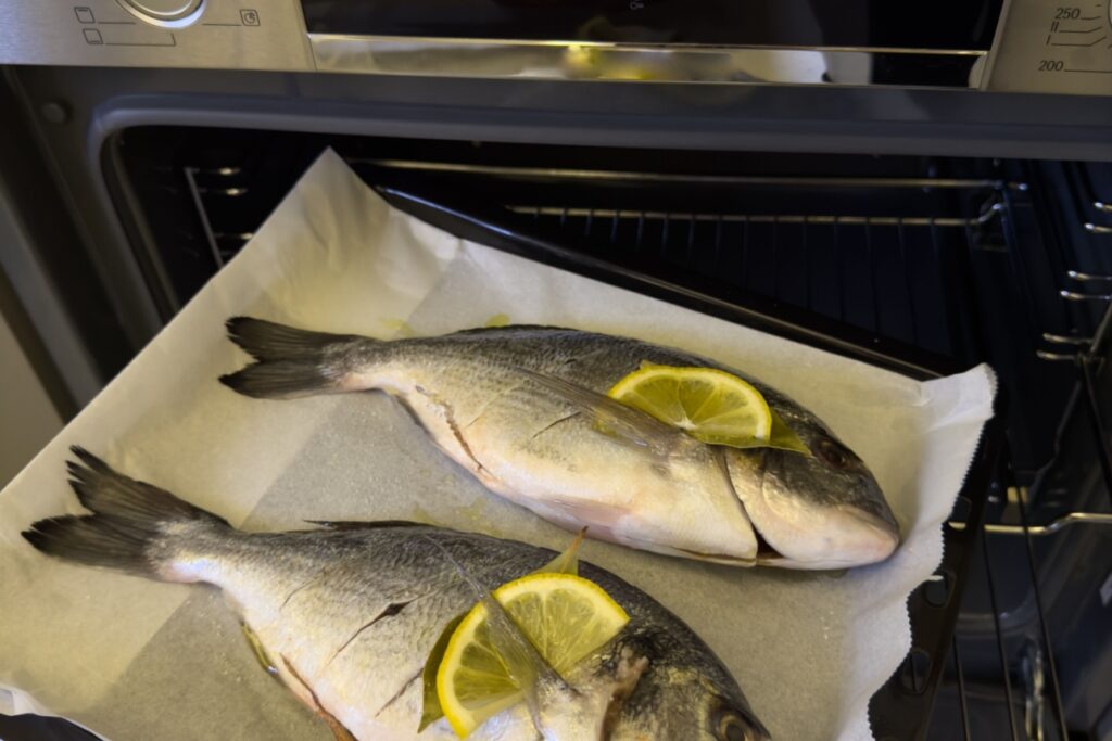 Galleria foto 'Orata al forno' - foto 1