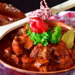 Gulasch di Manzo con Noodle