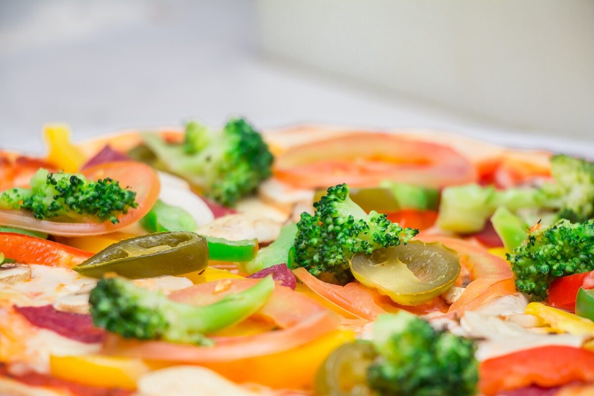 Hamburger Grande con Condimenti e Verdure
