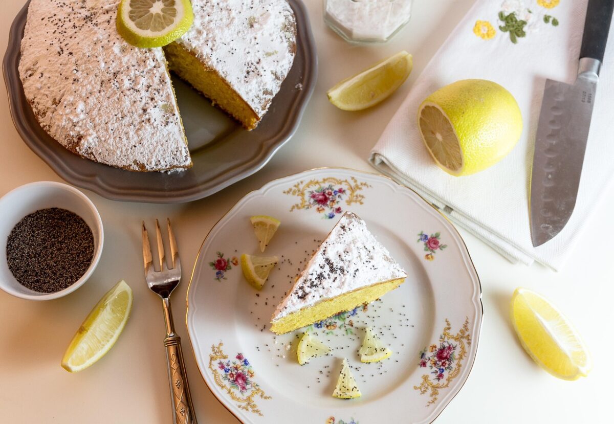 Torta di Carote con Zucchero a Velo