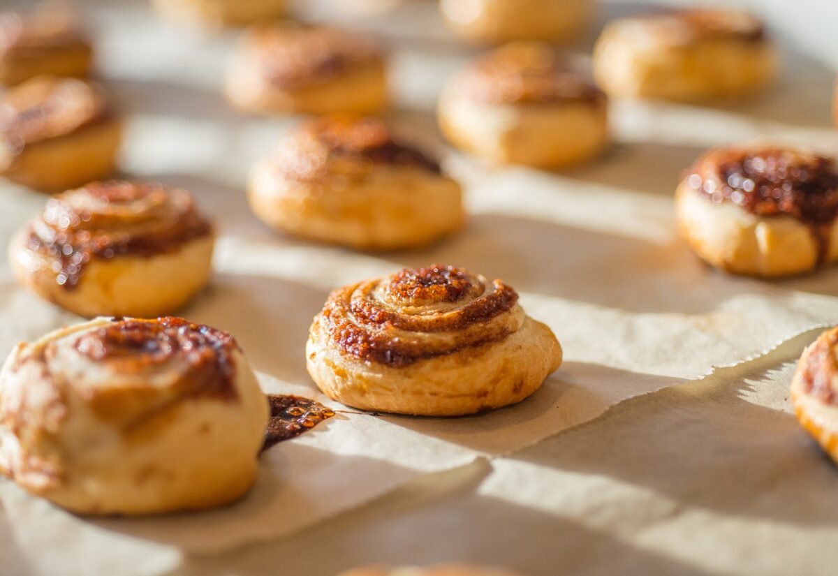 Ciambella Dolce alla Cannella (con Glassa)