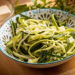 Insalata di zucchine e basilico