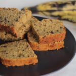Vegan plum cake banana e uvetta