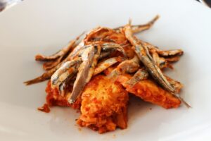 Bagnun di acciughe: il sapore autentico del mare ligure