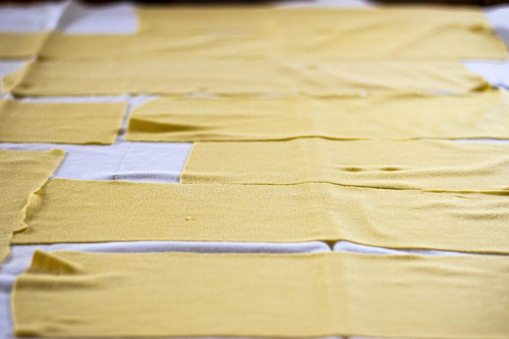 Galleria foto 'Vincisgrassi marchigiani: la ricetta originale per una lasagna cremosa' - foto 2