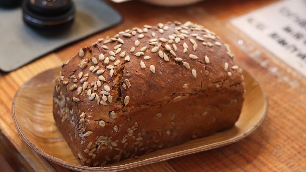 Pane bianco d’uovo e semi di lino Pane bianco d’uovo e semi di lino