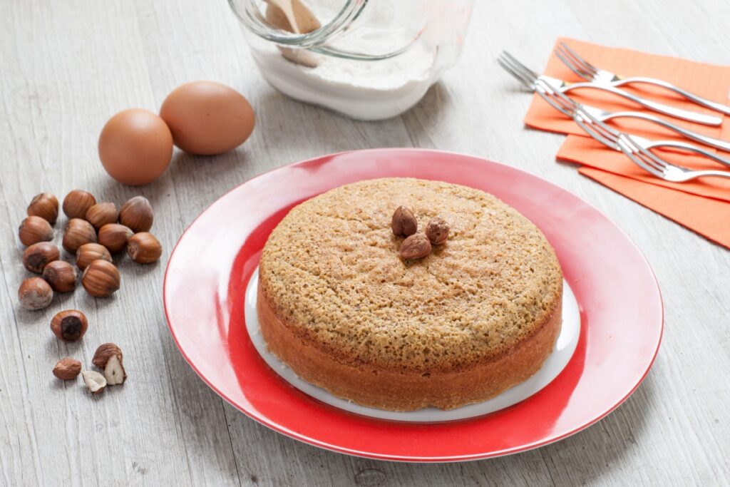 Torta di nocciole