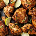 Alette di pollo al curry con chips di topinambur